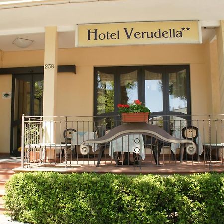 Hotel Verudella Rimini Esterno foto