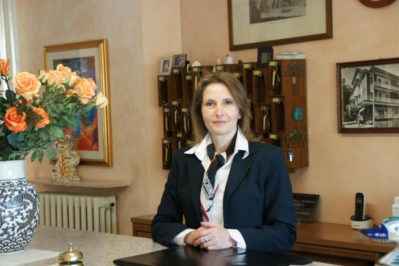 Hotel Verudella Rimini Esterno foto