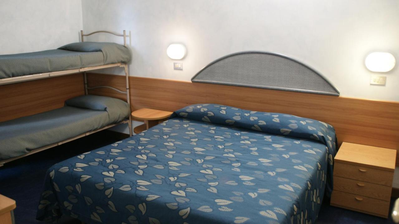 Hotel Verudella Rimini Esterno foto